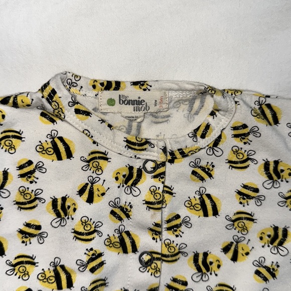 NWT BONNIE MOB BRIGHTON BEES ONESIE - Picture 4 of 5